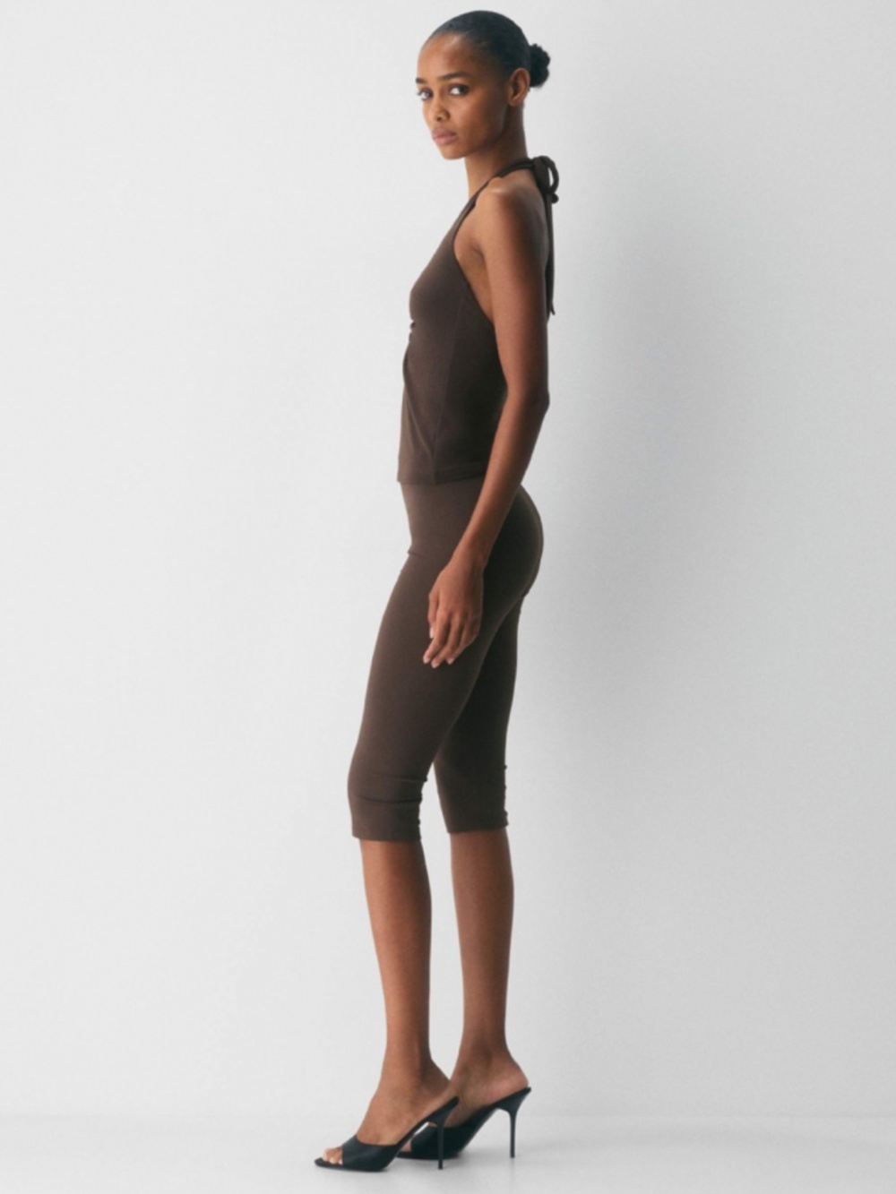 Aritzia contour archetype leggings